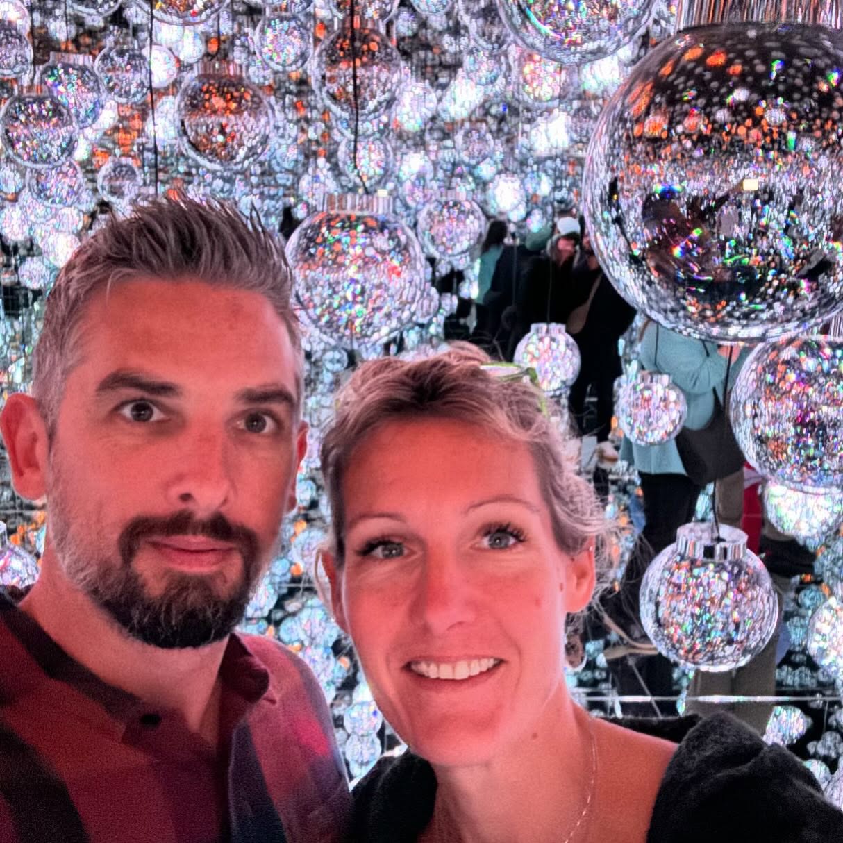 Mirror balls