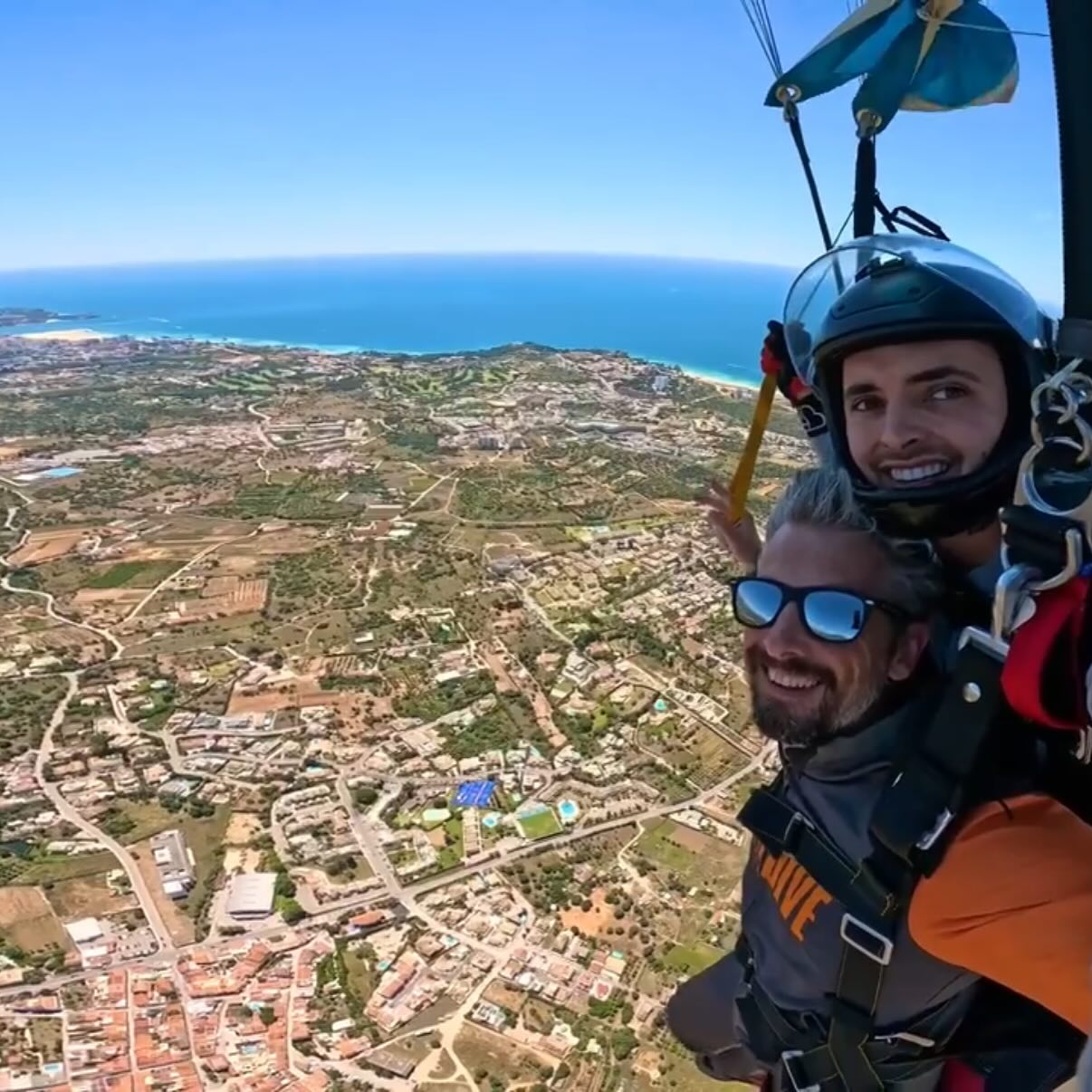Jumped out of a perfectly good aeroplane @skydivealgarve #yip2025 Thank you @fenandco ️